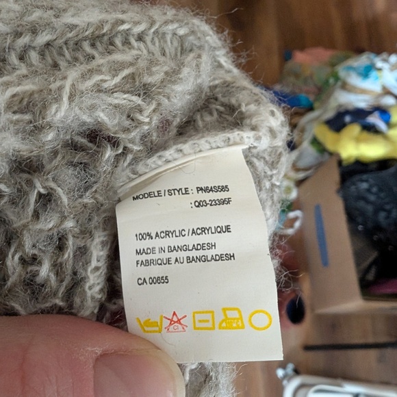 *Free with Purchase* Asymmetrical Knit Sweater Penningtons 3/4 Sleeve Relaxed - Picture 5 of 8